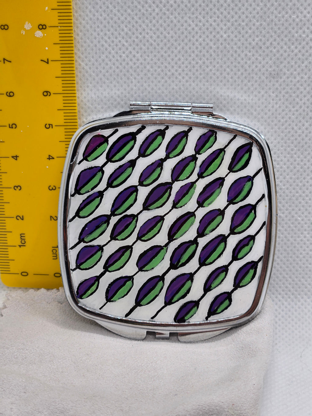 Droplets Mirror Compact
