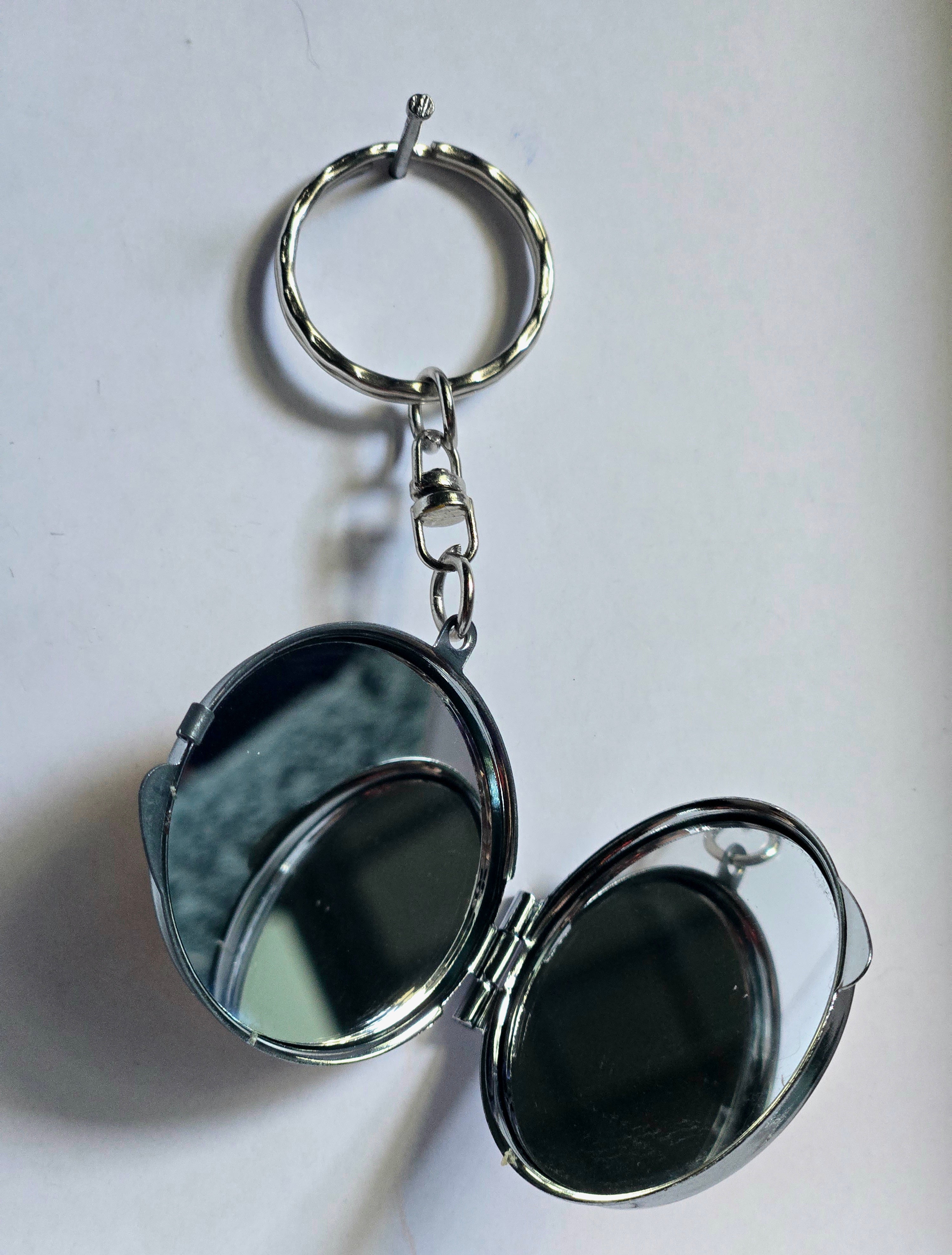 Tangerine Glitter Mini Mirror Compact Keychain